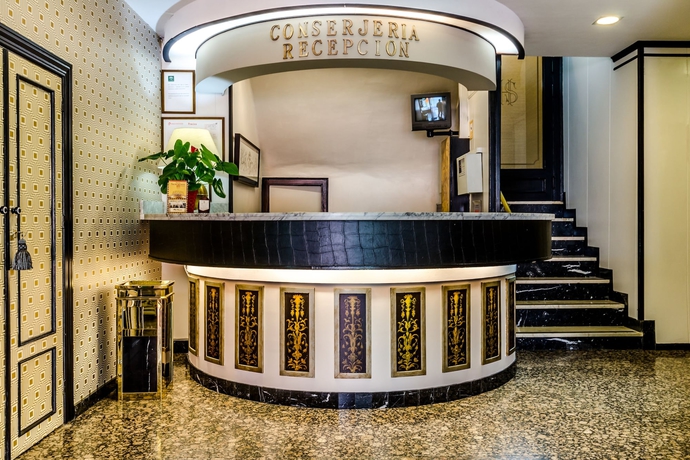 Imagen de los interiores del Hotel Sacromonte. Foto 16