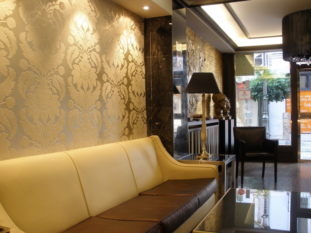 Imagen de los interiores del Hotel Sacromonte. Foto 17