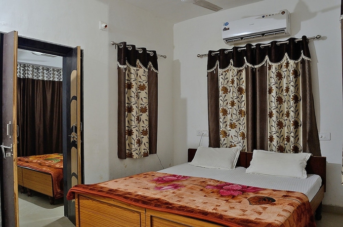 Imagen de la habitación del Hotel Sadanira Resort. Foto 5