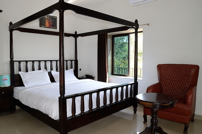 Imagen de la habitación del Hotel Sadanira Resort. Foto 10