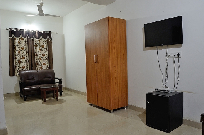 Imagen de la habitación del Hotel Sadanira Resort. Foto 11