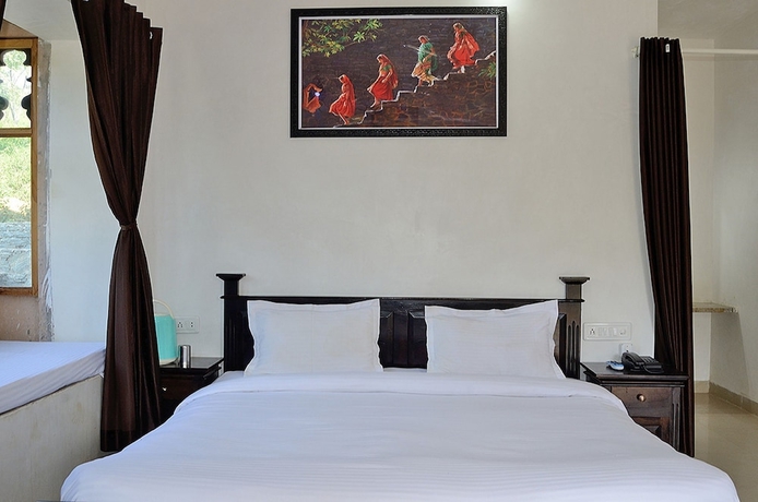 Imagen de la habitación del Hotel Sadanira Resort. Foto 13