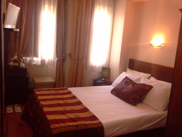 Imagen de la habitación del Hotel Sadaret and Suites Istanbul. Foto 6