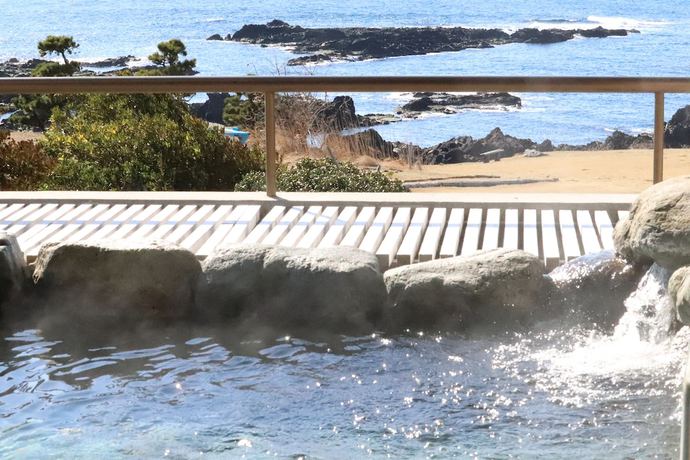 Imagen de la piscina del Hotel Sado Resort Azuma. Foto 14