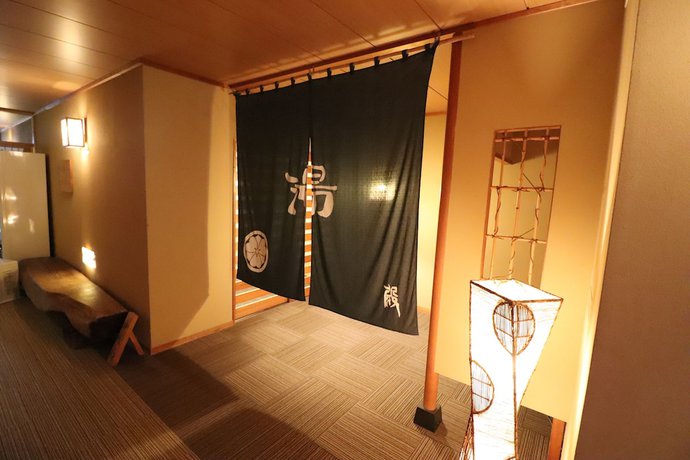 Imagen de la piscina del Hotel Sado Resort Azuma. Foto 16