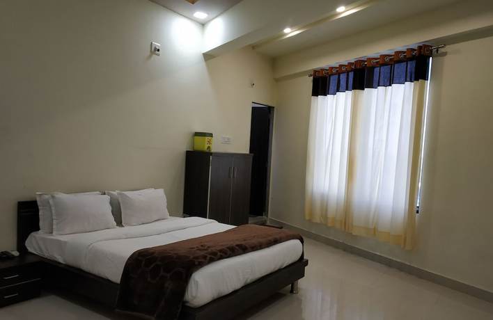 Imagen de la habitación del Hotel Safar, Ahmedabad. Foto 2