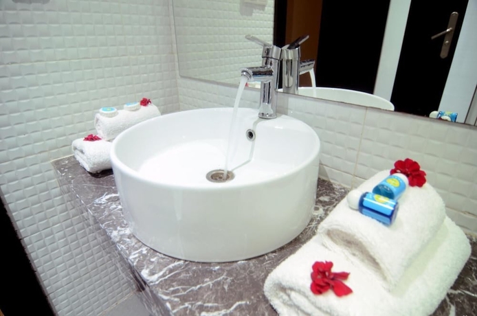 Imagen de la habitación del Hotel Safar Budget. Foto 11