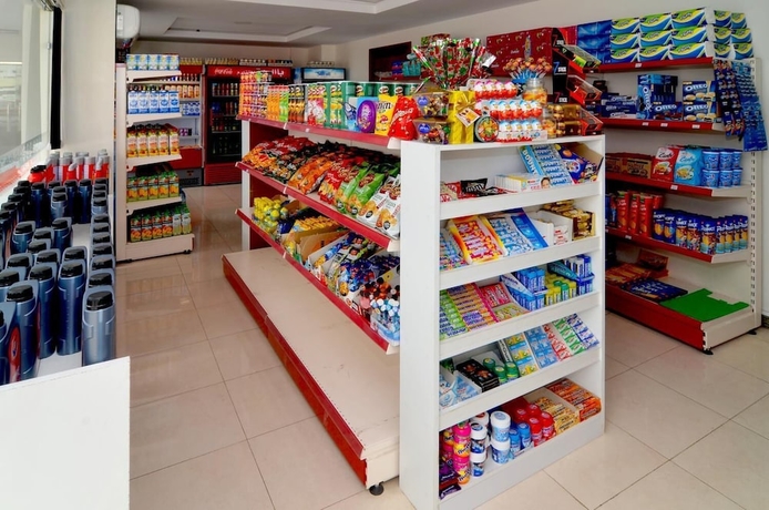 Imagen de los interiores del Hotel Safar Budget. Foto 18