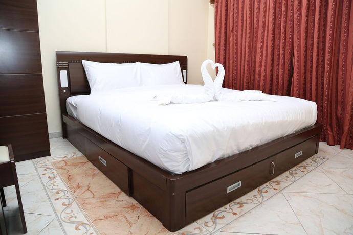 Imagen de los interiores del Hotel Safari Apartments. Foto 11
