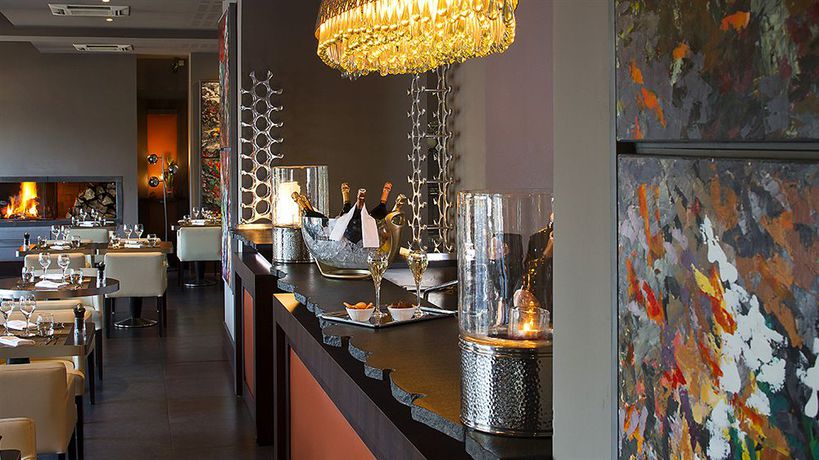 Imagen del bar/restaurante del Hotel Safari, Carpentras. Foto 3