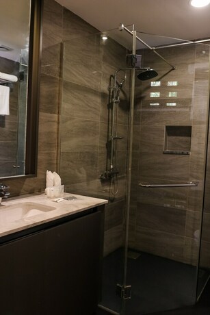 Imagen de la habitación del Hotel Safari Hotel And Villas. Foto 5