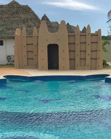 Imagen de la piscina del Hotel Safari Hotel And Villas. Foto 37