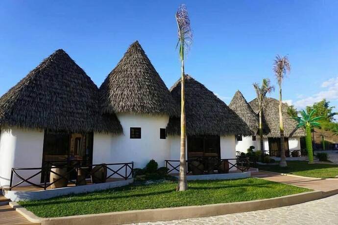 Imagen de los exteriores del Hotel Safari Hotel And Villas. Foto 34