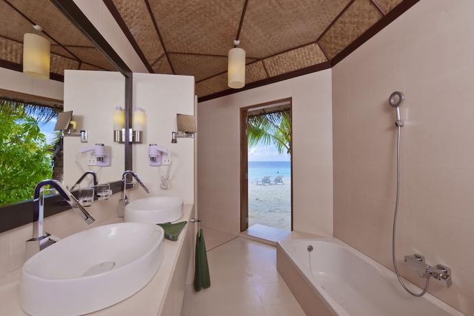 Imagen de la habitación del Hotel Safari Island. Foto 15