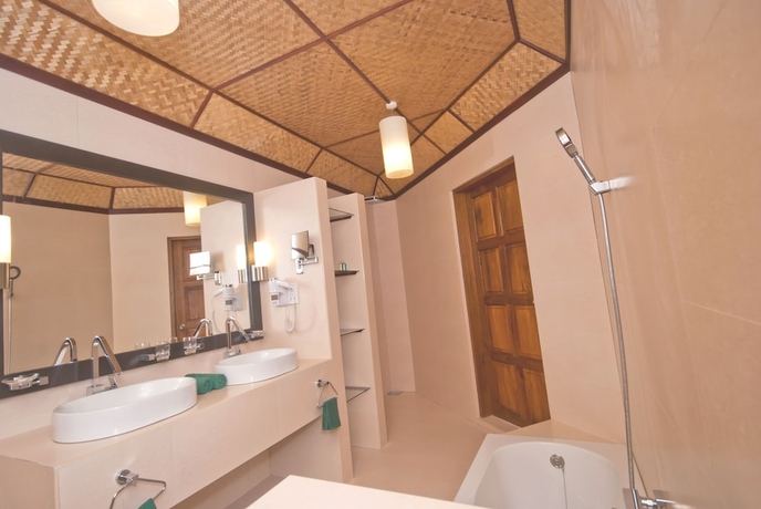 Imagen de la habitación del Hotel Safari Island. Foto 16