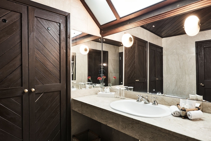 Imagen de la habitación del Hotel Safari Park and Casino. Foto 16