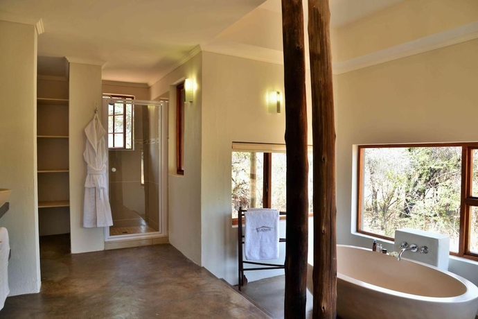 Imagen de la habitación del Hotel Safari Plains. Foto 17