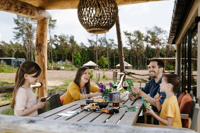 Imagen de la habitación del Hotel Safari Resort Beekse Bergen. Foto 15