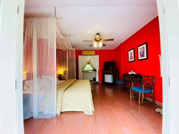 Imagen de la habitación del Hotel Safari Riviera Resort. Foto 15