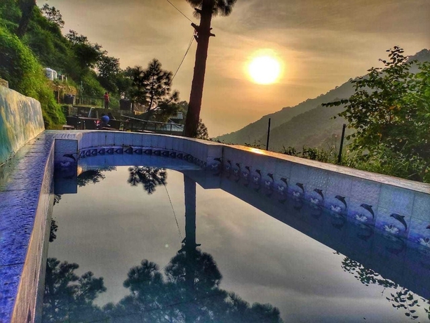 Imagen de la piscina del Hotel Safarmaina Resort. Foto 18
