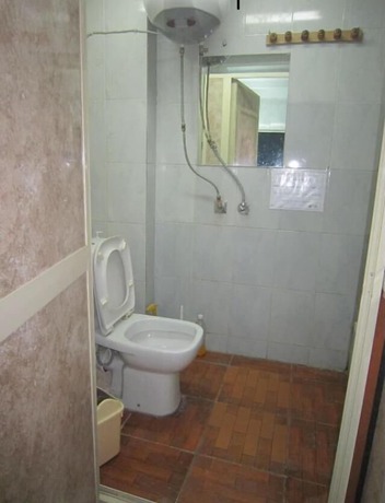Imagen de los interiores del Hotel Safary - Hostel. Foto 11