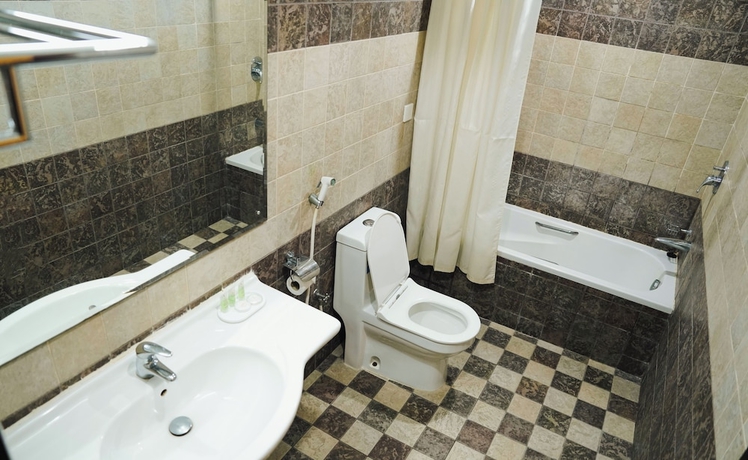 Imagen de la habitación del Hotel Safeer International. Foto 10