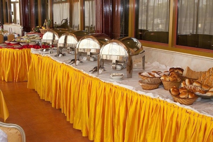 Imagen general del Hotel Safeer Suites. Foto 6