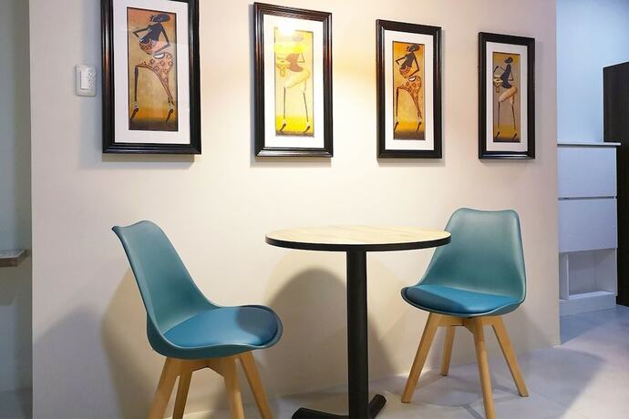 Imagen de los interiores del Hotel Safestay At Humayhumay By Gm Rentals. Foto 11
