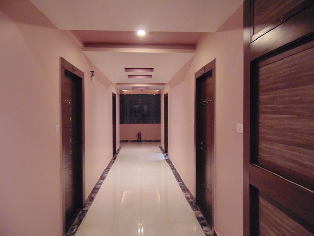 Imagen de los interiores del Hotel Saffron, Benar&eacute;s. Foto 18