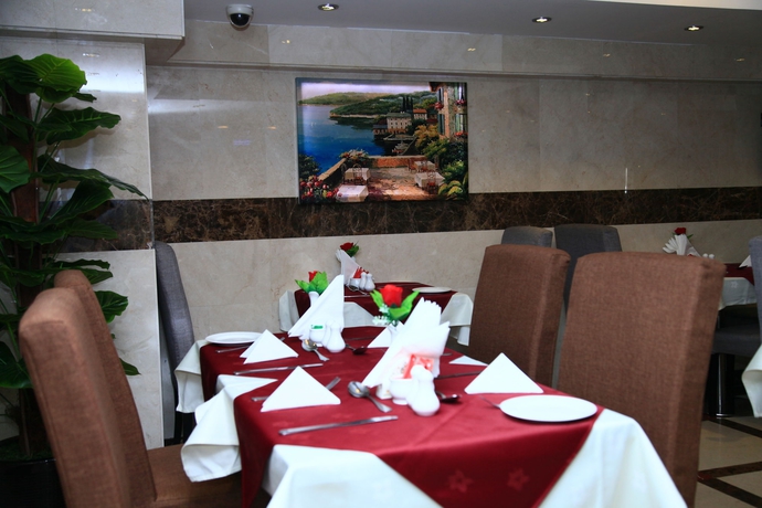 Imagen del bar/restaurante del Hotel Saffron, Deira. Foto 4