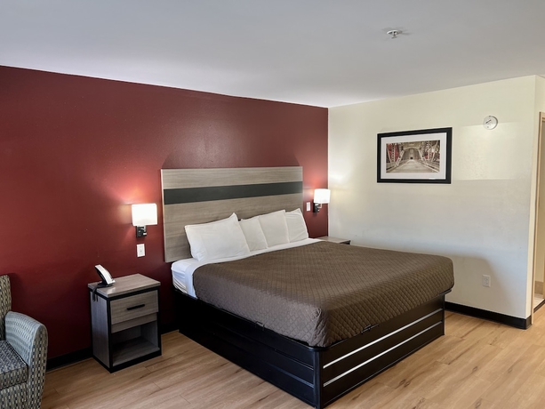 Imagen de la habitación del Hotel Saffron Inn and Suites. Foto 6
