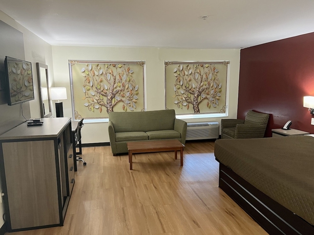 Imagen de la habitación del Hotel Saffron Inn and Suites. Foto 7