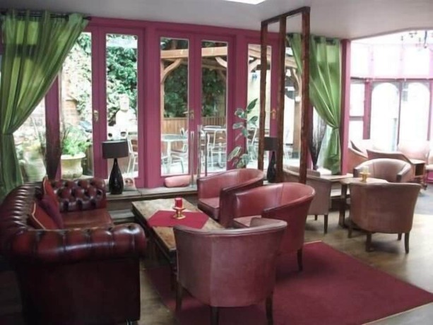 Imagen del bar/restaurante del Hotel Saffron, Saffron Walden. Foto 2