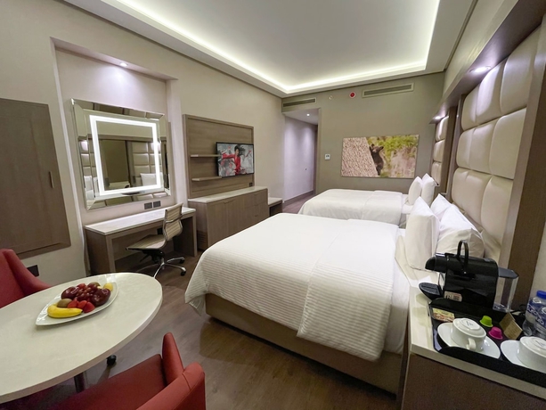 Imagen de la habitación del Hotel Safi Royal Luxury Metropolitan. Foto 4