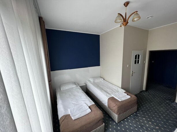 Imagen general del Hotel Safir Babice. Foto 10