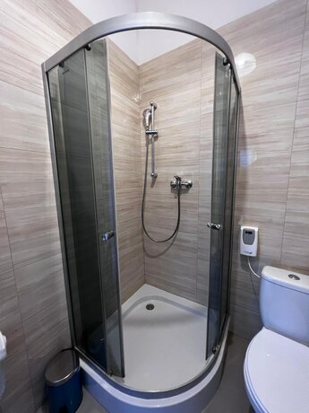 Imagen general del Hotel Safir Babice. Foto 12