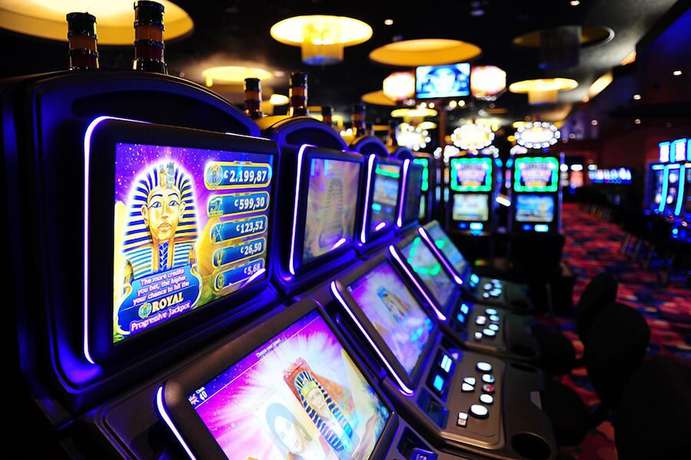 Imagen de los interiores del Hotel Safir Casino. Foto 20