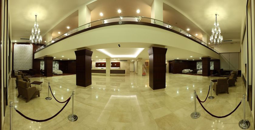 Imagen del bar/restaurante del Hotel Safir, GAZIANTEP. Foto 5