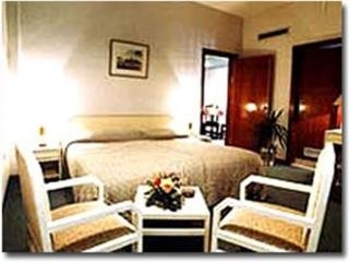 Imagen de la habitación del Hotel Safir Homs. Foto 2