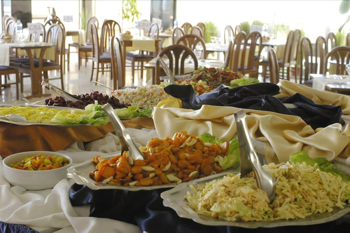 Imagen del bar/restaurante del Hotel Safir Mazafran. Foto 5