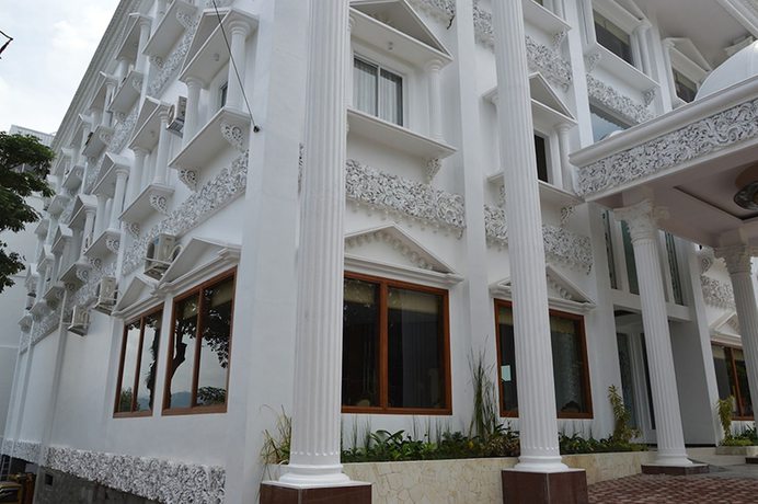 Imagen general del Hotel Safira Magelang. Foto 2