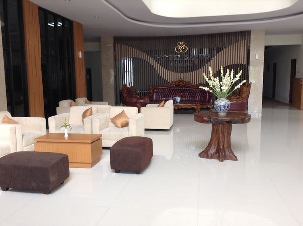 Imagen de los interiores del Hotel Safira Magelang. Foto 18