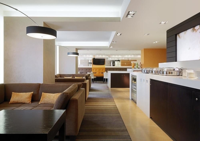 Imagen del bar/restaurante del Hotel Safmar Palace Hotel Moscow. Foto 16