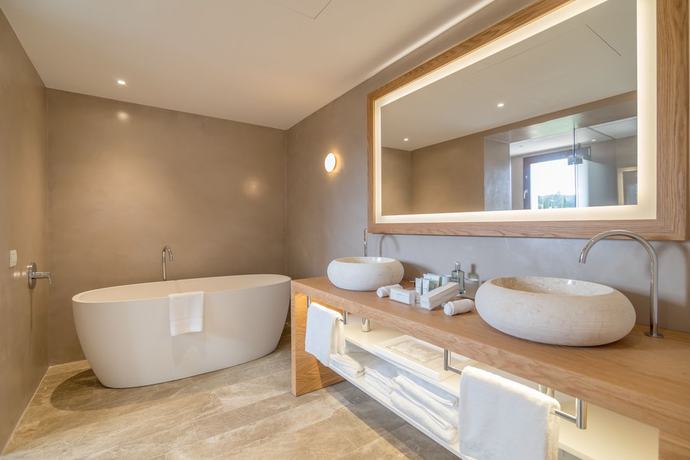 Imagen de la habitación del Hotel Safragell Ibiza Suites and Spa. Foto 7