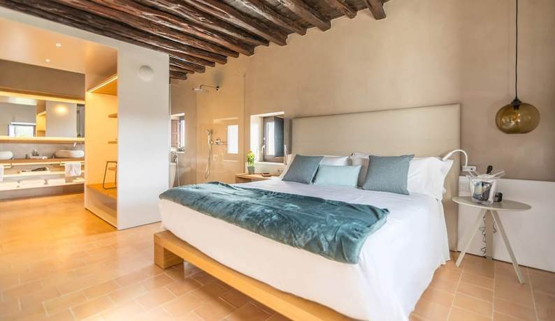 Imagen de la habitación del Hotel Safragell Ibiza Suites and Spa. Foto 10