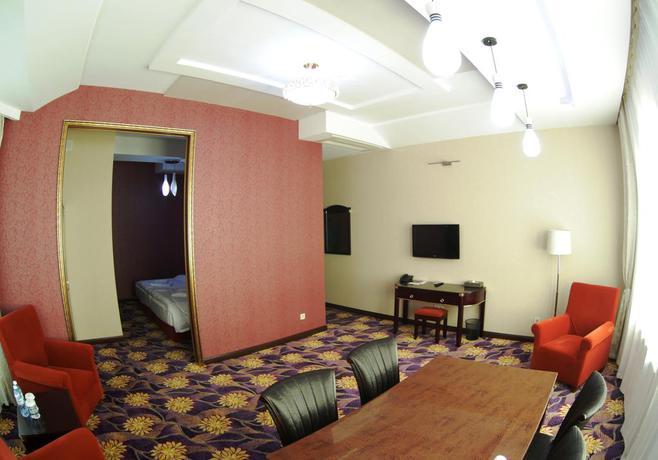 Imagen de la habitación del Hotel Safran. Foto 3