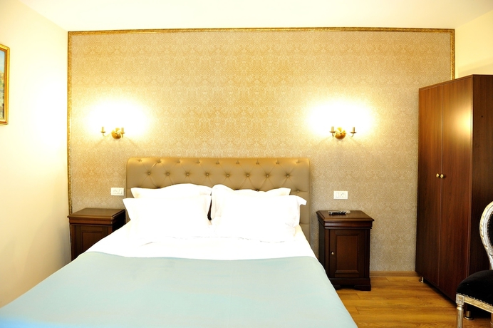 Imagen de la habitación del Hotel Safrano Palace. Foto 11