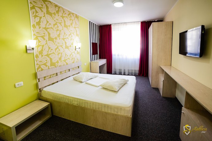 Imagen de la habitación del Hotel Saftica. Foto 10