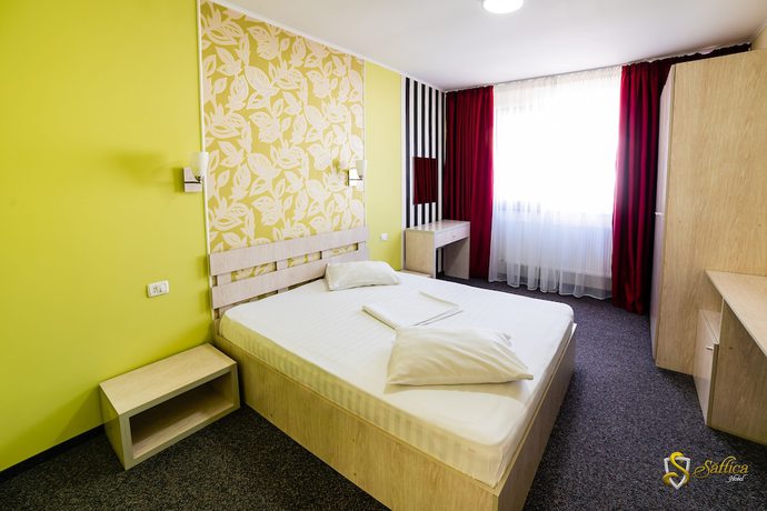 Imagen de la habitación del Hotel Saftica. Foto 15