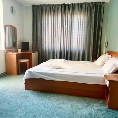 Imagen general del Hotel Saga. Foto 10